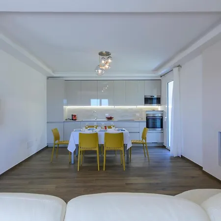 Lovely In Nyaraló Appignano del Tronto